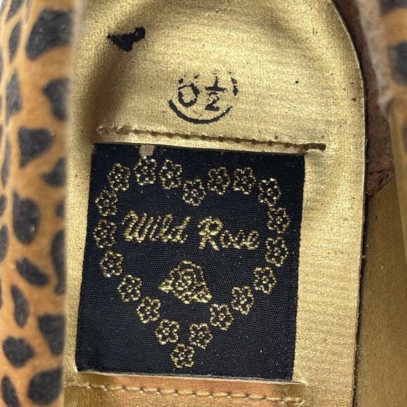 Vintage Wild Rose Animal Print Block Heel Pumps - Picture 10 of 10